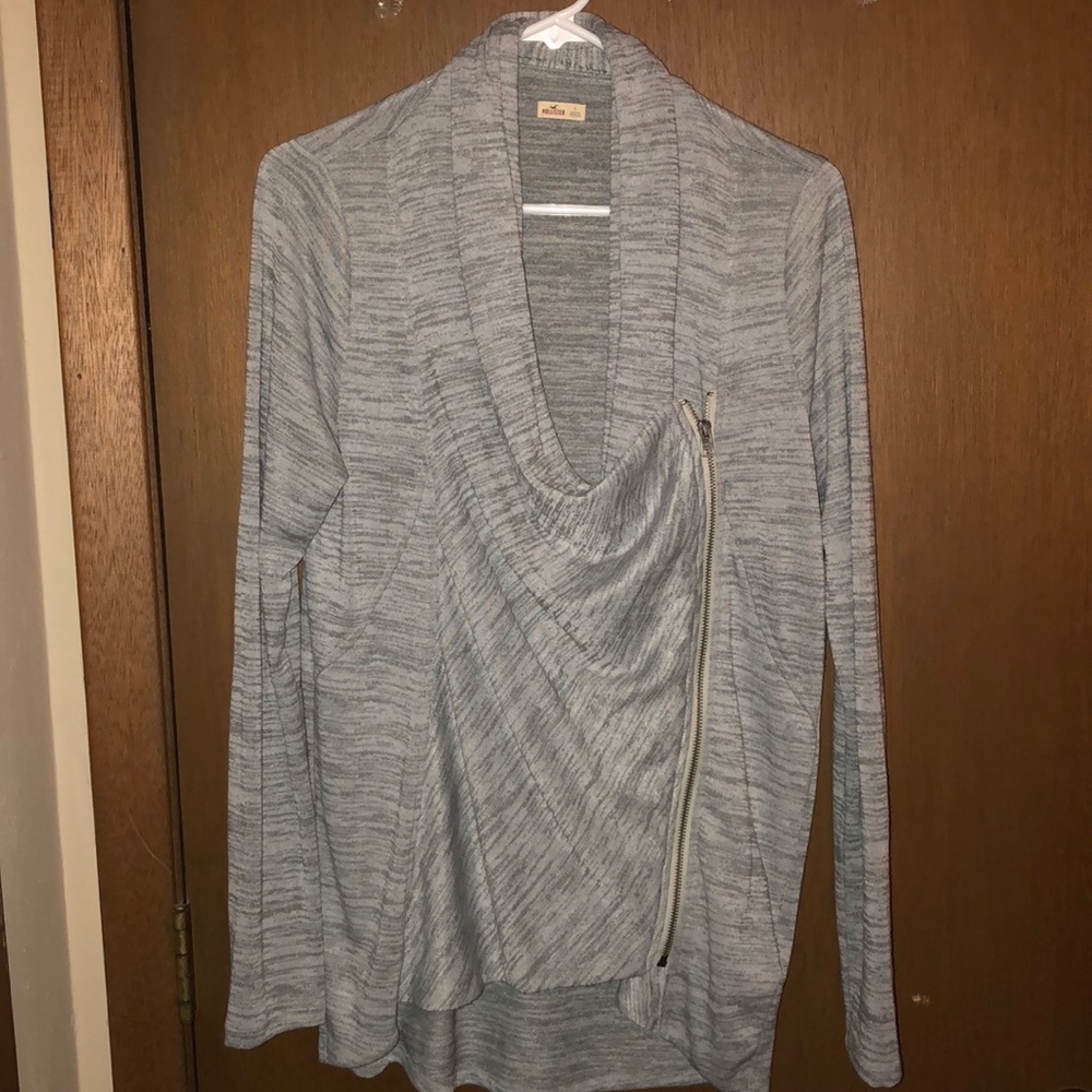Hollister cardigan